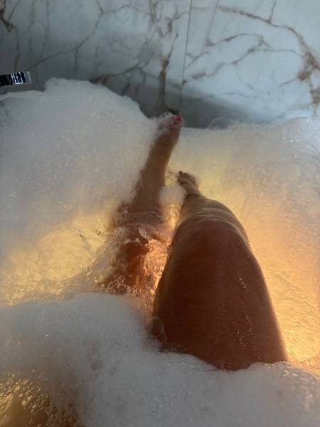 Foto von Lady Aylin -Overnight Express