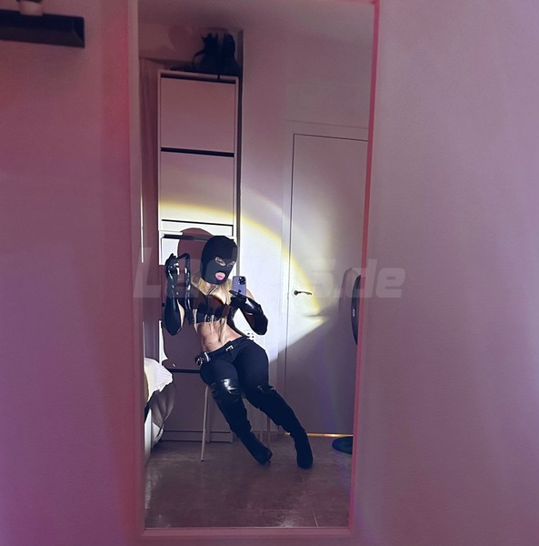 Foto von TS Kamelia