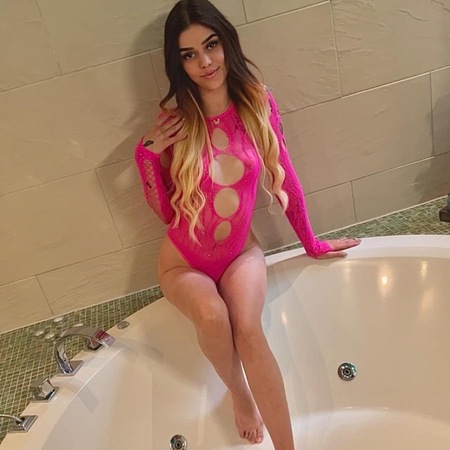 Honey K*ndfrau 18 Jahre jung !