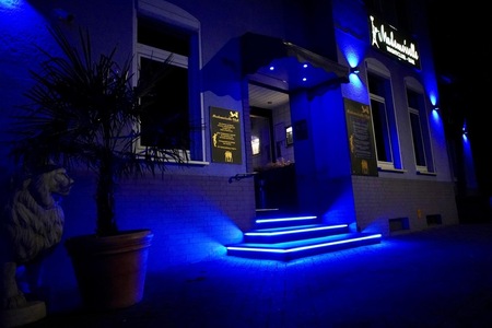 Club Mademoiselle, Celle
